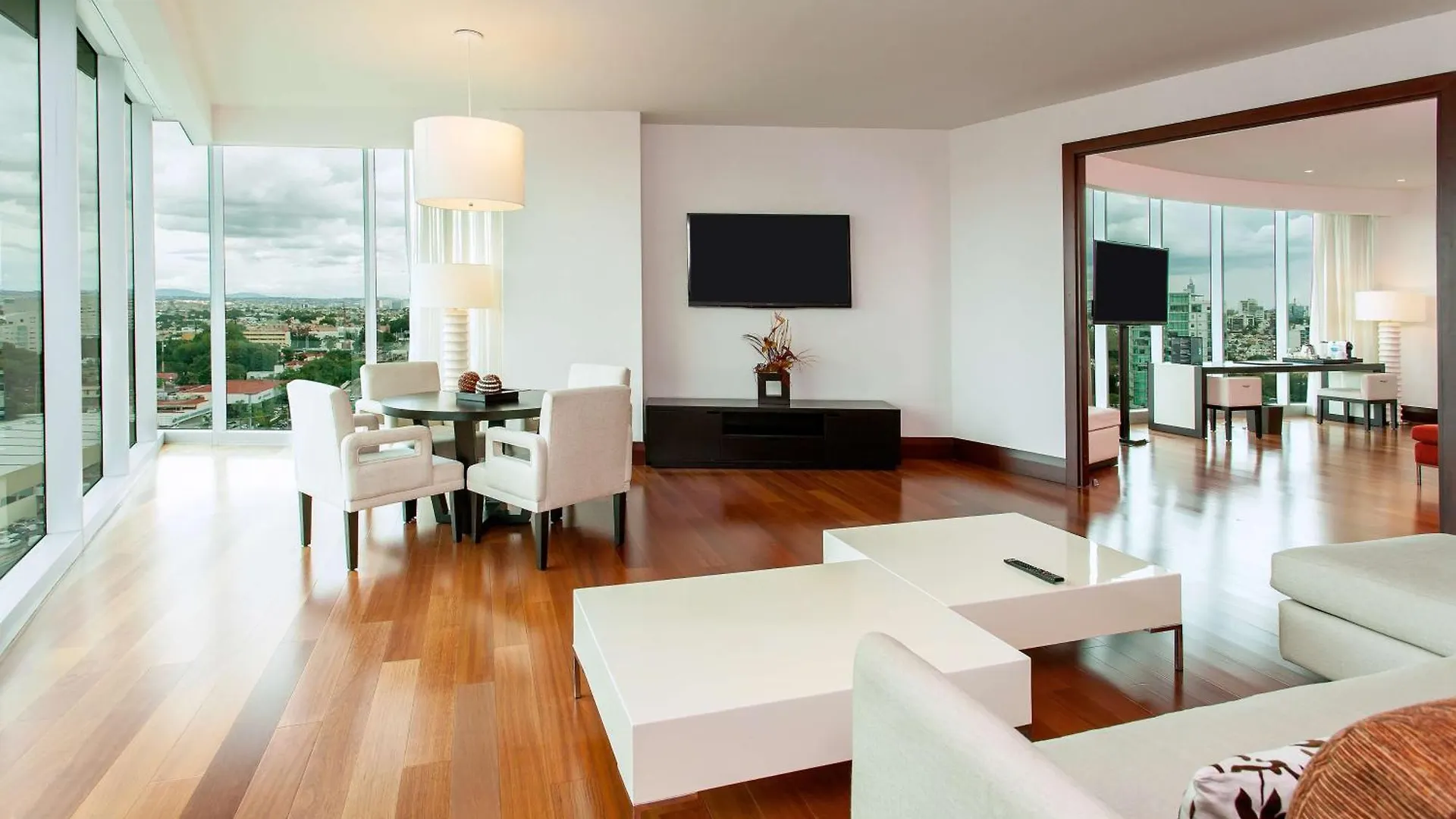 Hotel Nh Collection Guadalajara Providencia