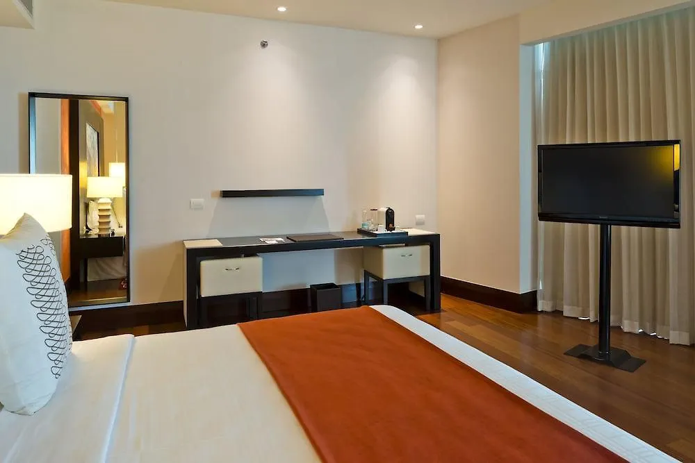 Hotel NH Collection Guadalajara Providencia