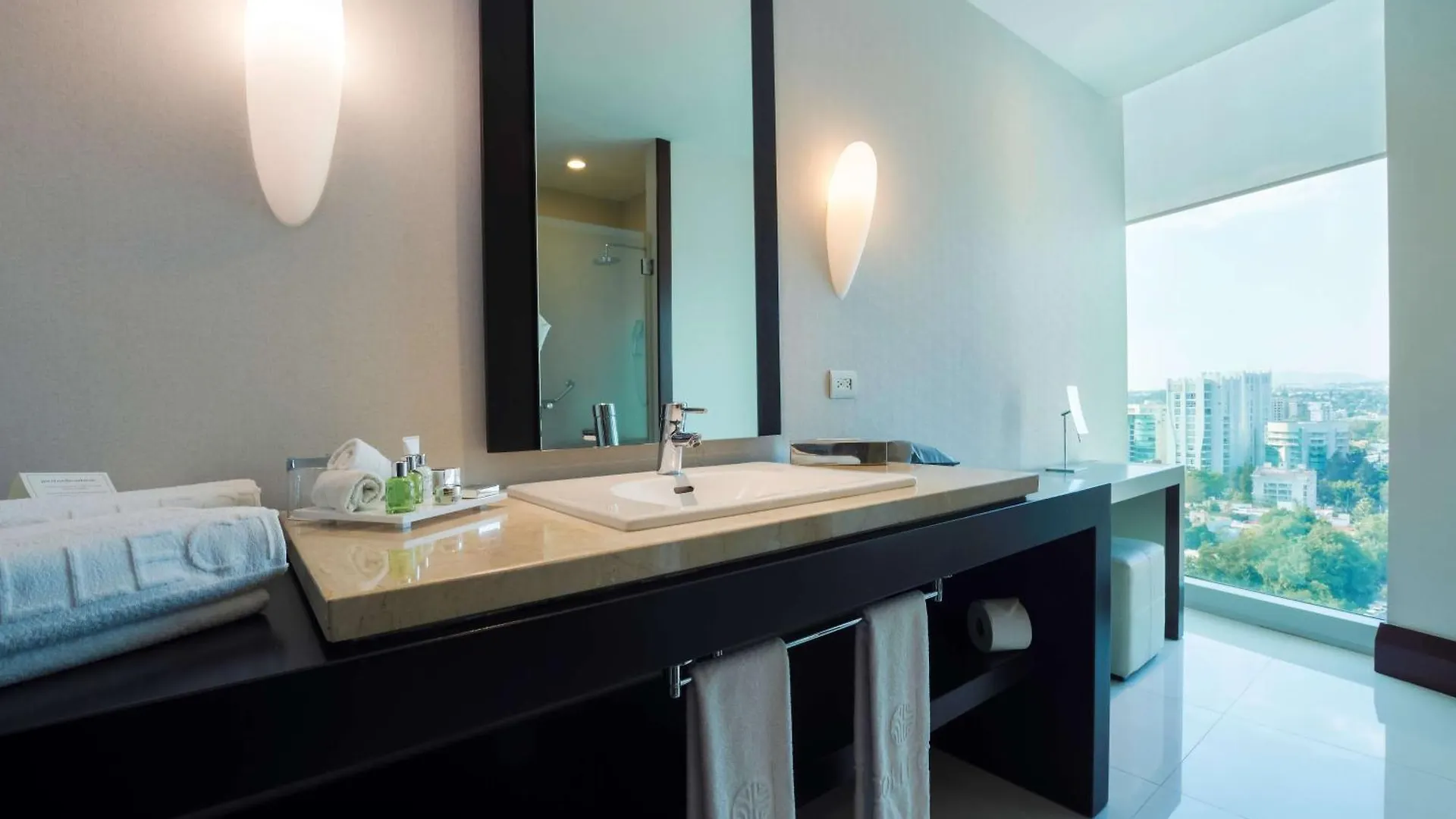 Hotel NH Collection Guadalajara Providencia