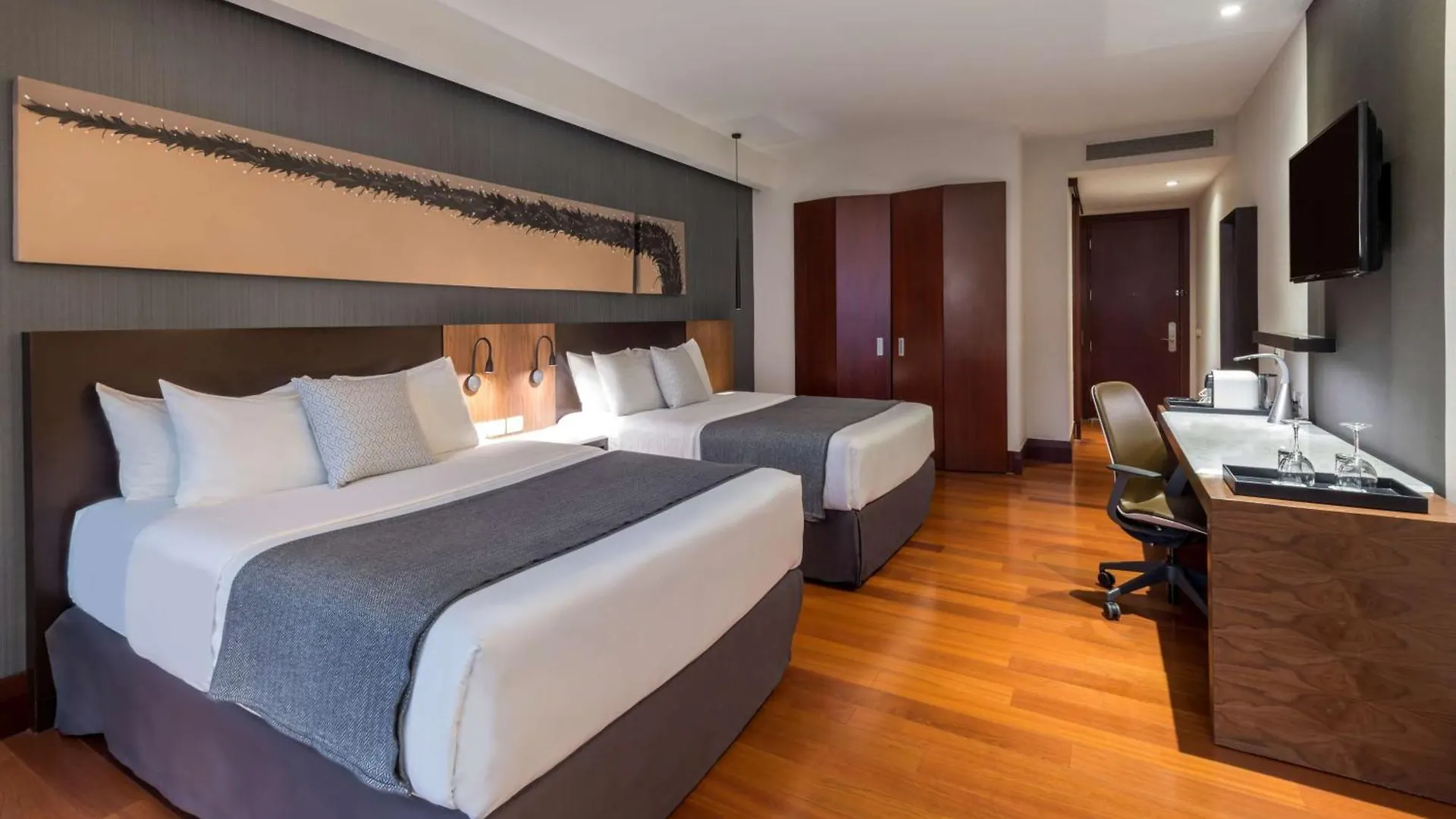 Nh Collection Guadalajara Providencia Otel