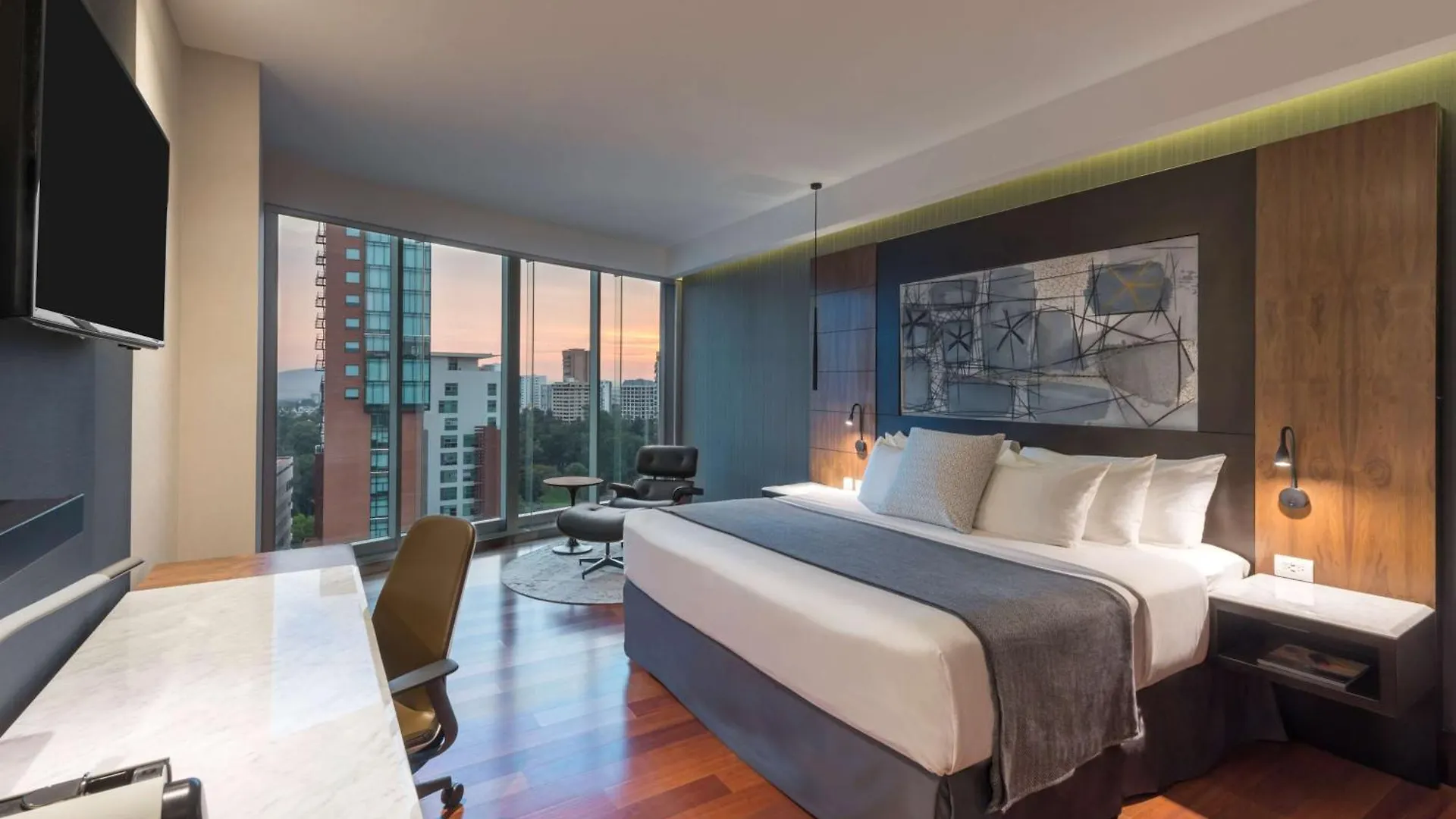 Nh Collection Guadalajara Providencia Otel