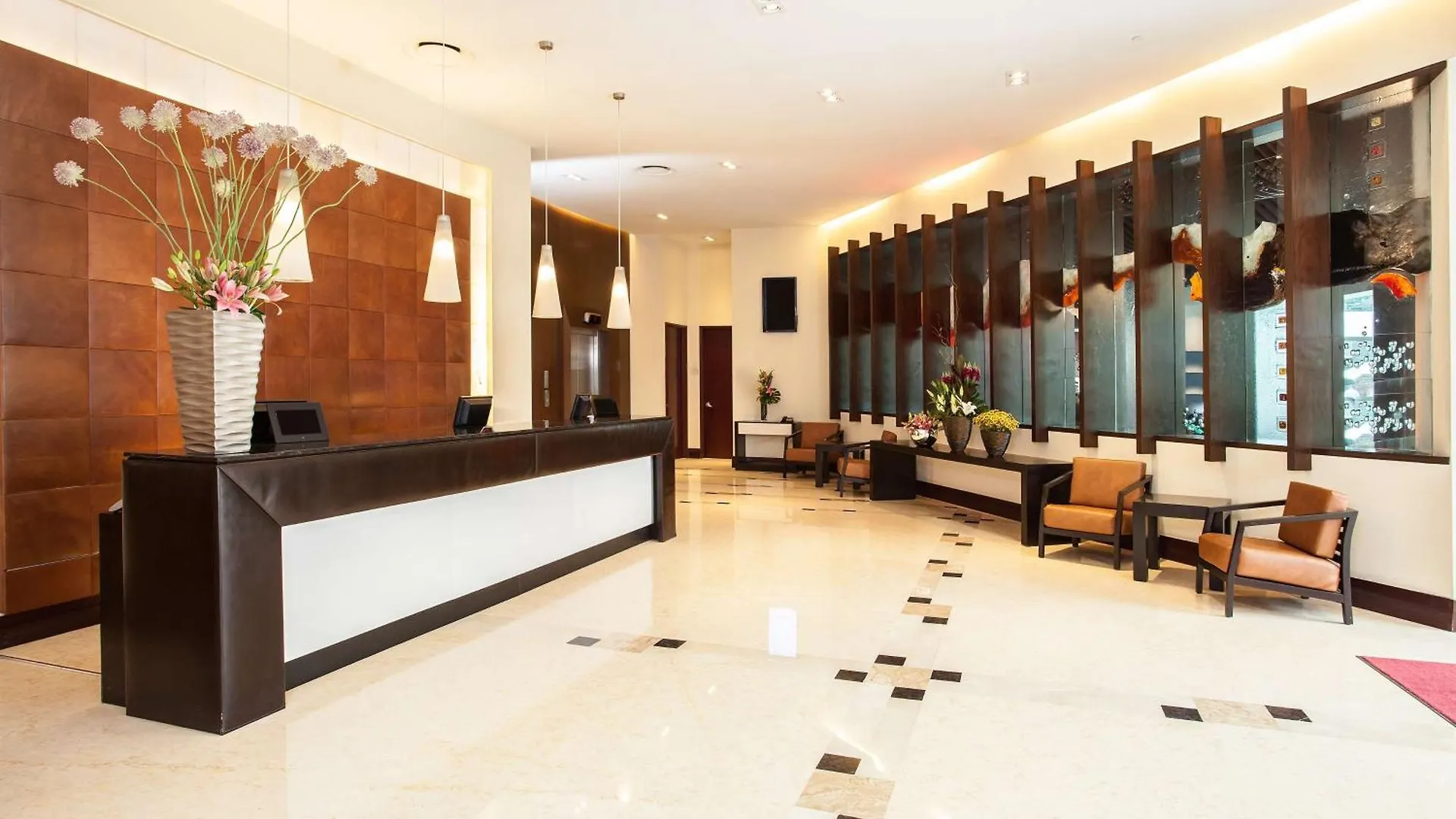 Hotel NH Collection Guadalajara Providencia 5*,