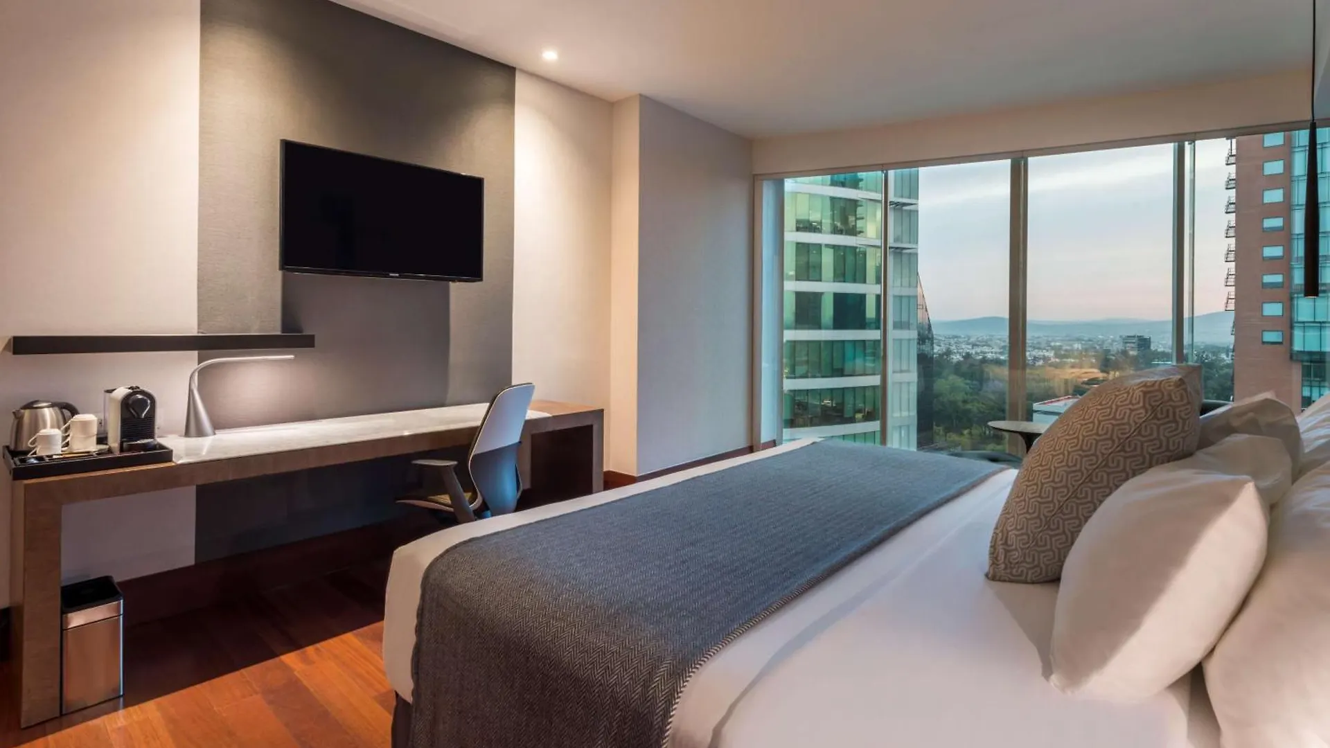 Nh Collection Guadalajara Providencia Otel