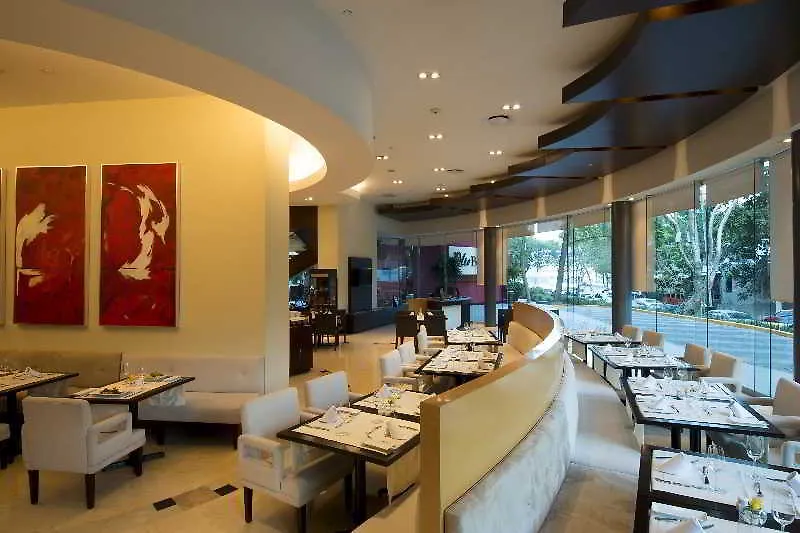 Hotel NH Collection Guadalajara Providencia