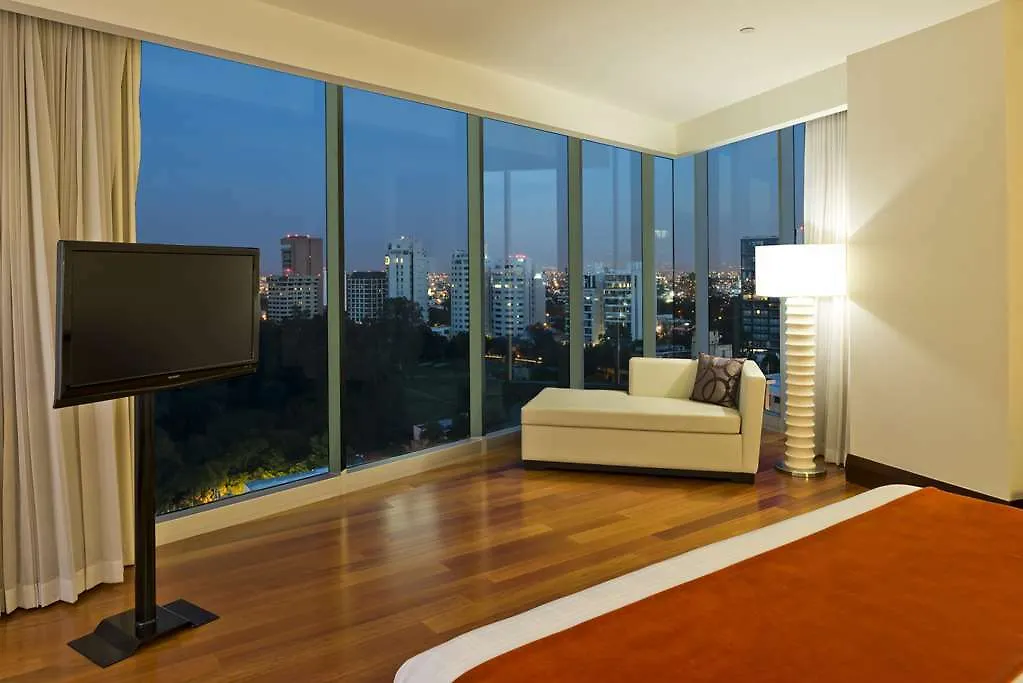 Hotel NH Collection Guadalajara Providencia