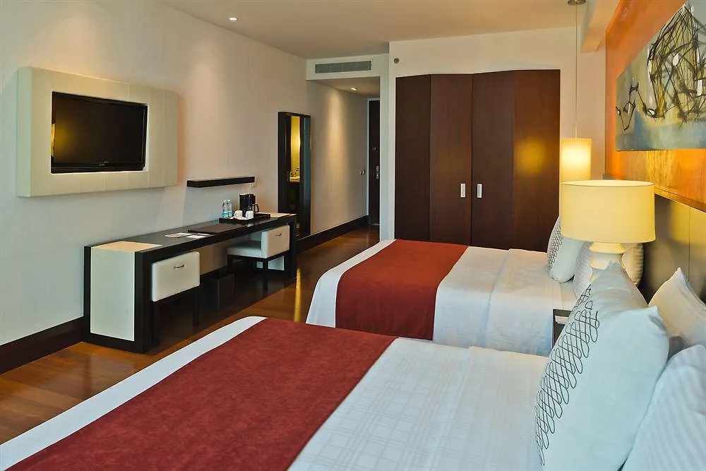 Hotel NH Collection Guadalajara Providencia