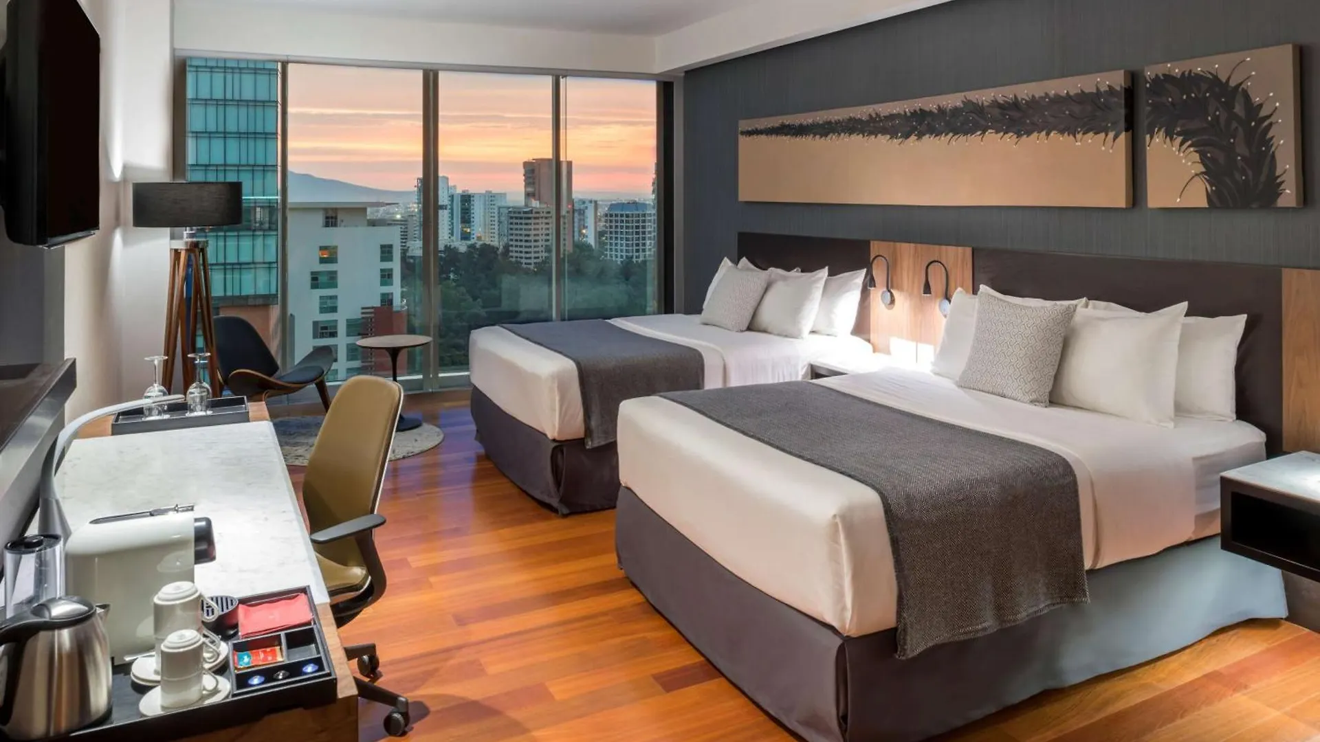 *****  Nh Collection Guadalajara Providencia Otel Meksika